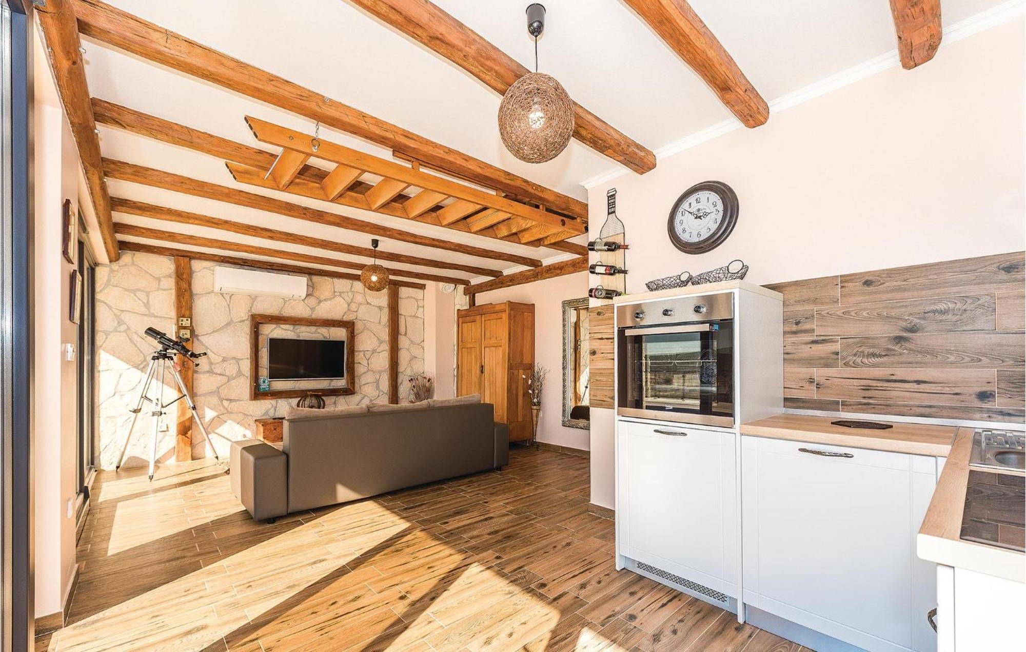 Gorgeous Home In Kijevo With Kitchen 외부 사진