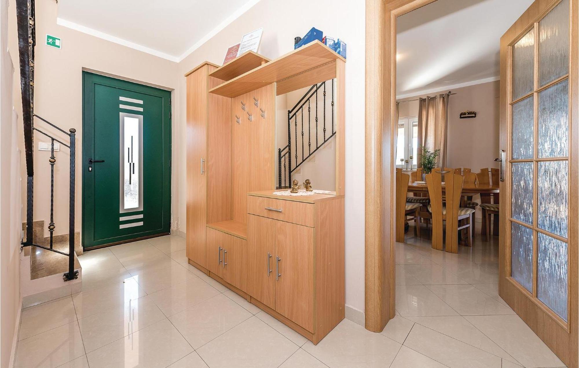 Gorgeous Home In Kijevo With Kitchen 외부 사진
