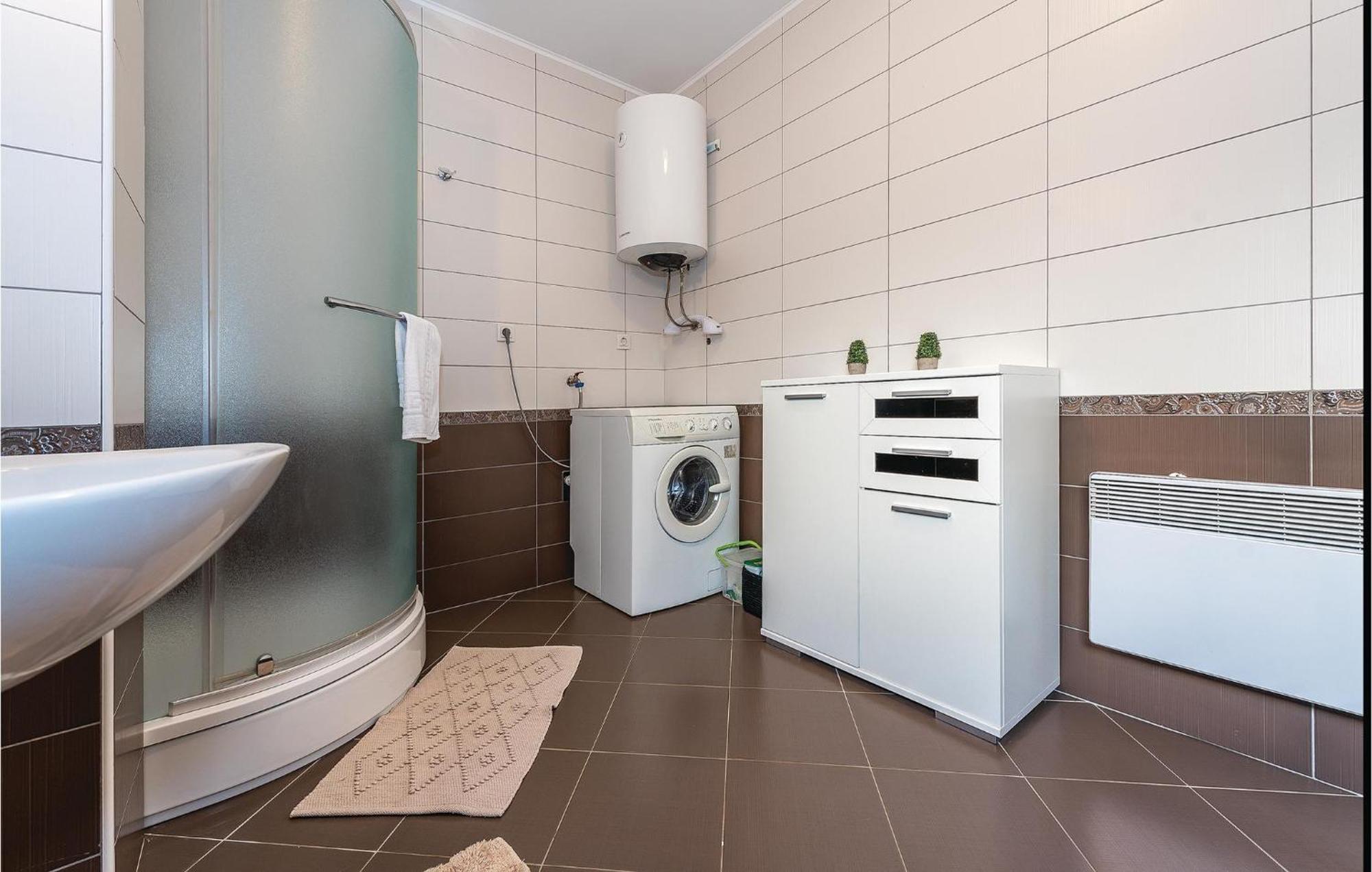 Gorgeous Home In Kijevo With Kitchen 외부 사진