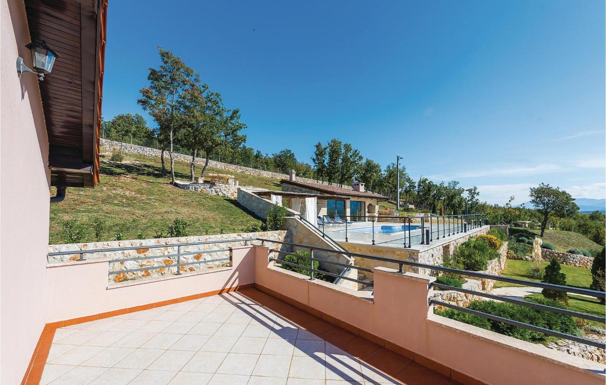 Gorgeous Home In Kijevo With Kitchen 외부 사진